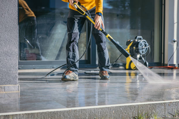 Best Deck Cleaning Services  in Brookings, SD